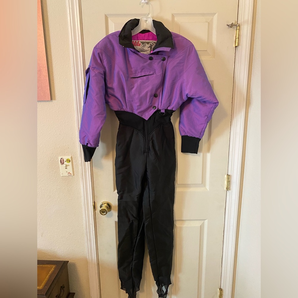 NILS Bright Magenta Ski Jacket with Black Accents